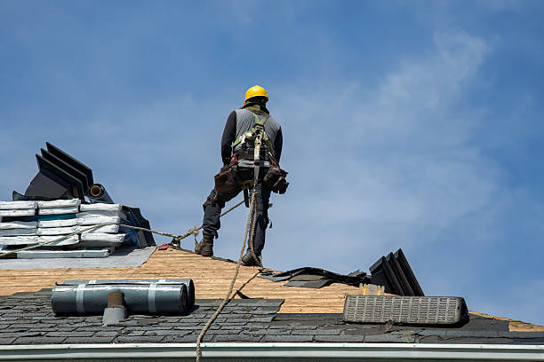 Professional Metal Roofing technician working in Corona Del Mar, CA